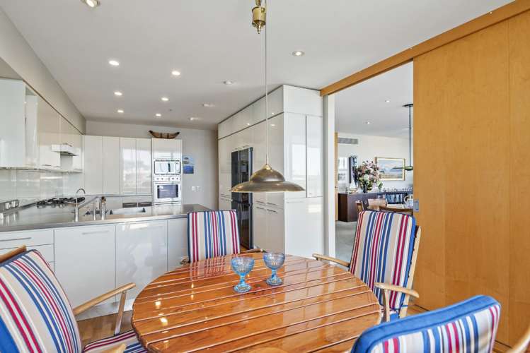 213/121 Customs Street West Auckland Central_11