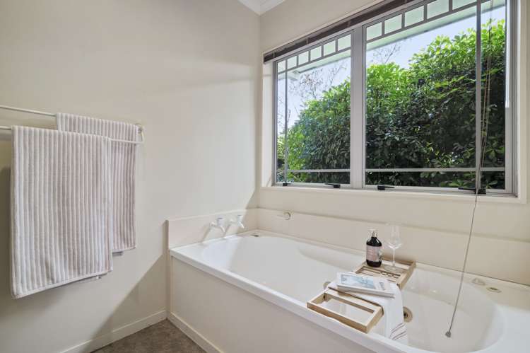 17 Warwick Drive Lynmore_14