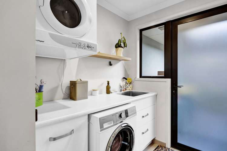 4 Manukaka Heights Hurdon_18