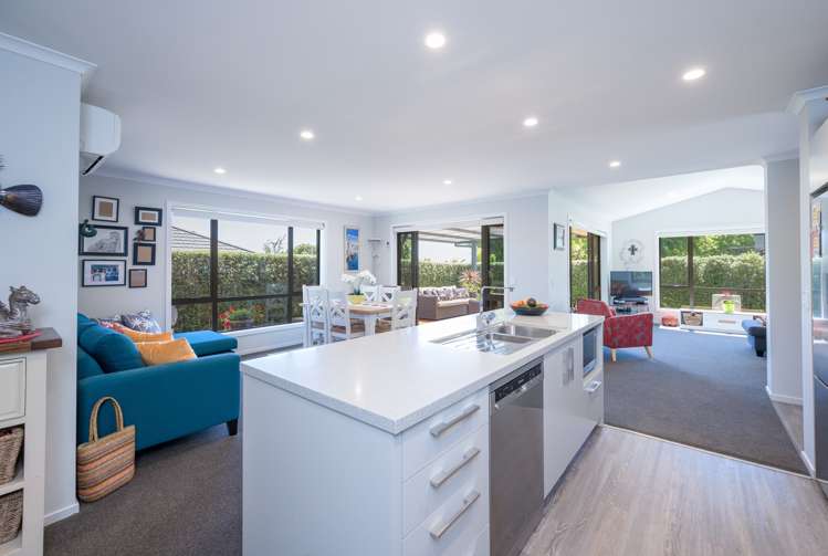 24 Concordia Drive Richmond_9