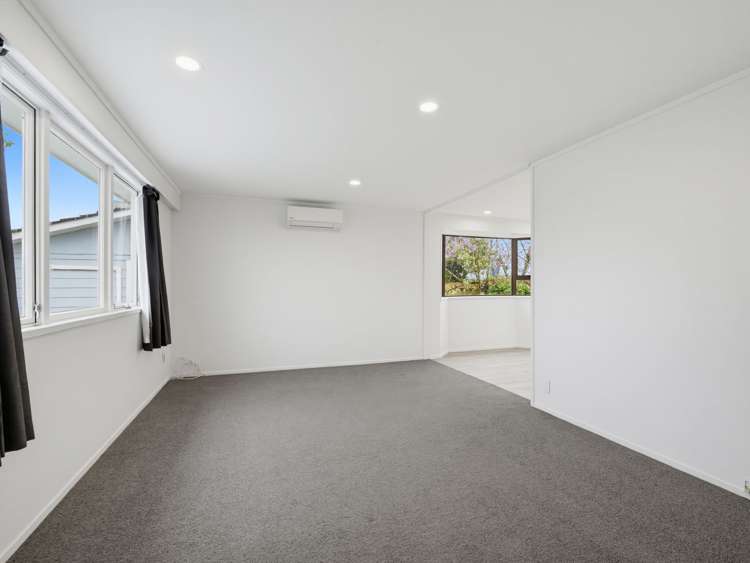 23 Arlette Place Massey_12