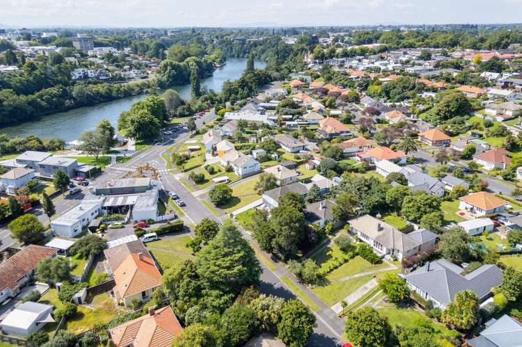 14 Plunket Terrace Hamilton East_18