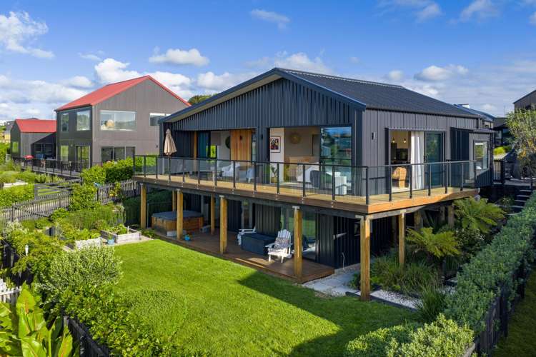 15 Maataitai Road Raglan_16