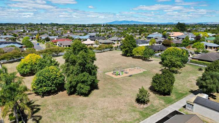 17 Grasmere Court Huntington_26