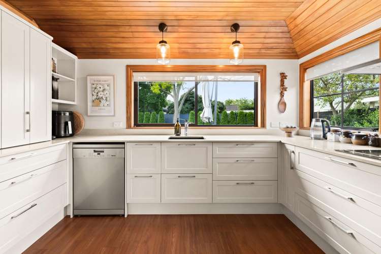 26 Hetley Crescent Taradale_9