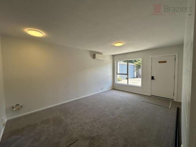 8/94 Huxley Sydenham_2