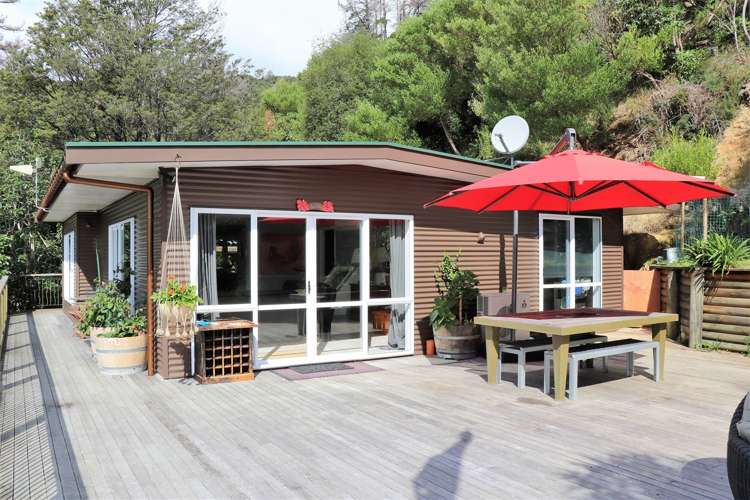 2334 Queen Charlotte Drive Anakiwa and Surrounds_0