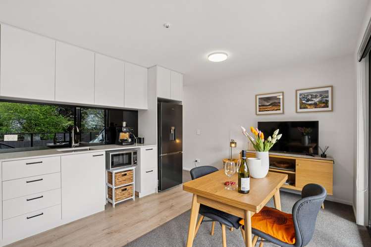 3/14 Fryer Street Queenstown_4