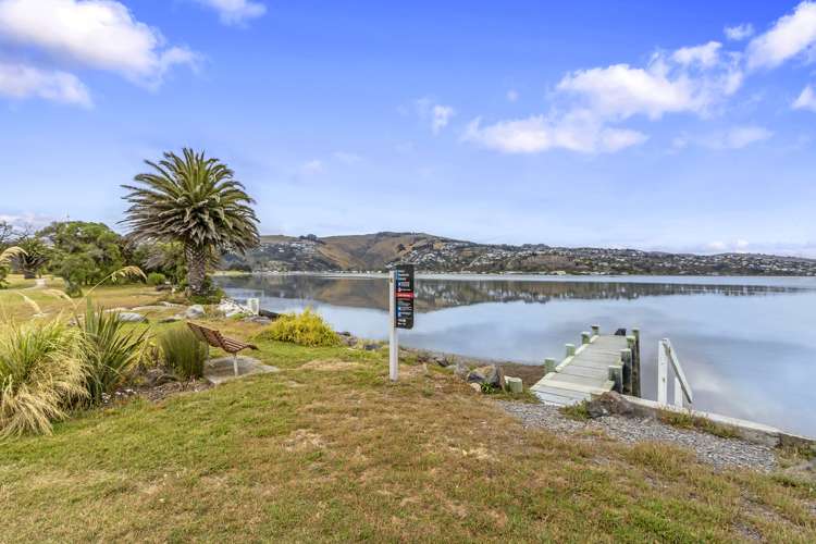 126 Rocking Horse Road Southshore_23