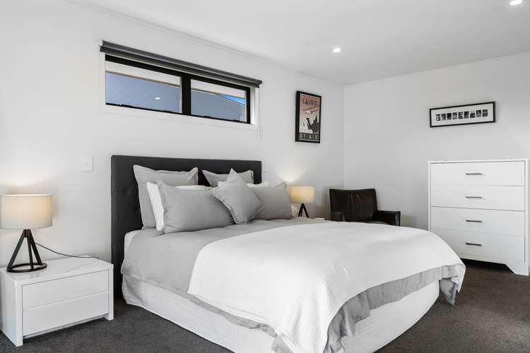 25 Russ Drive Lincoln_11