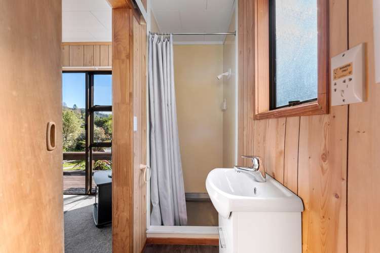 209 Spencer Road Lake Tarawera_24