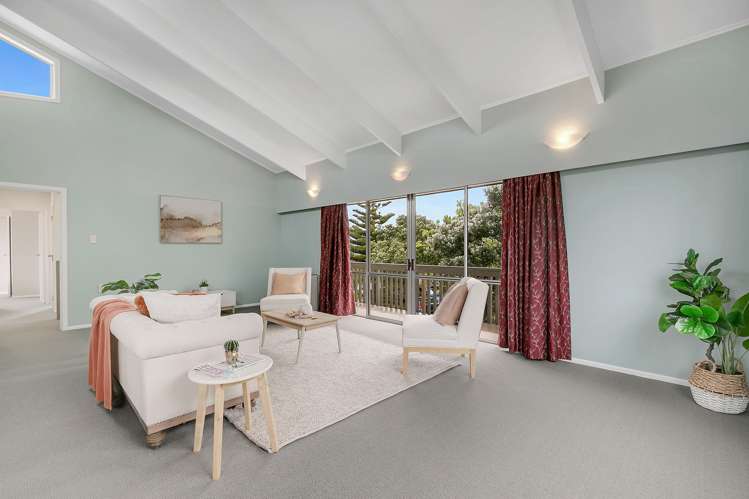 1 Crown Hill Titahi Bay_8