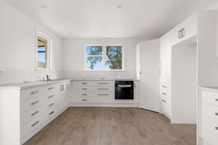 5 Rangiora Crescent Wairakei_2