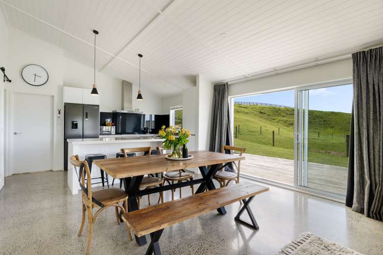 16 Betty May Drive Pyes Pa_10