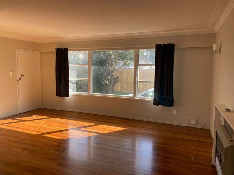 2/1 Churchill Avenue Manurewa_1