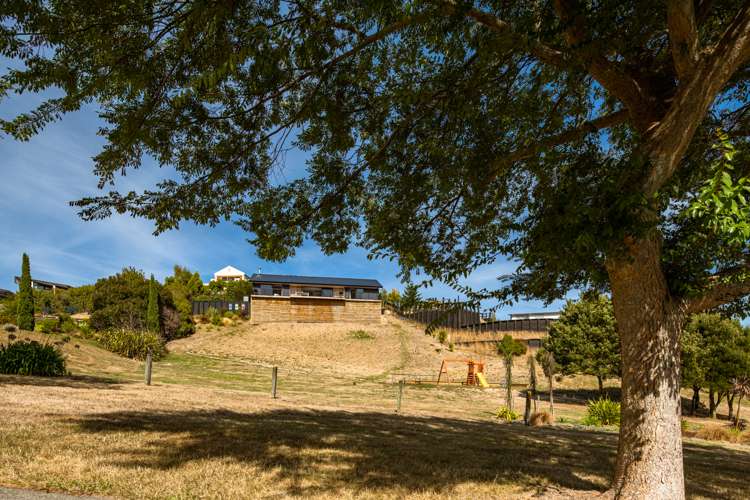 6 Lake View Place Fairhall_6