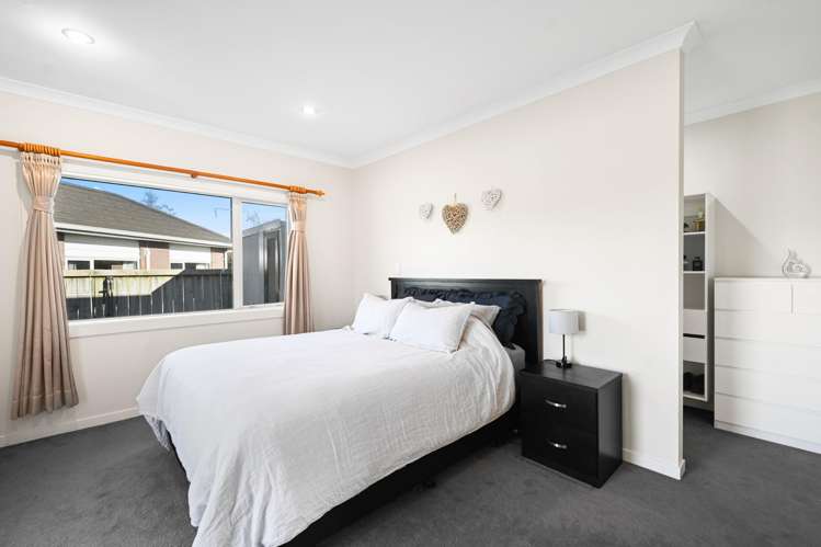 27 Teatree Close Huntington_13