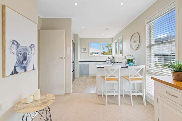 2/2 Pine Terrace Howick_2