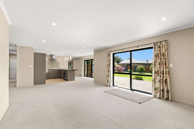 77 Reading Street Greytown_5