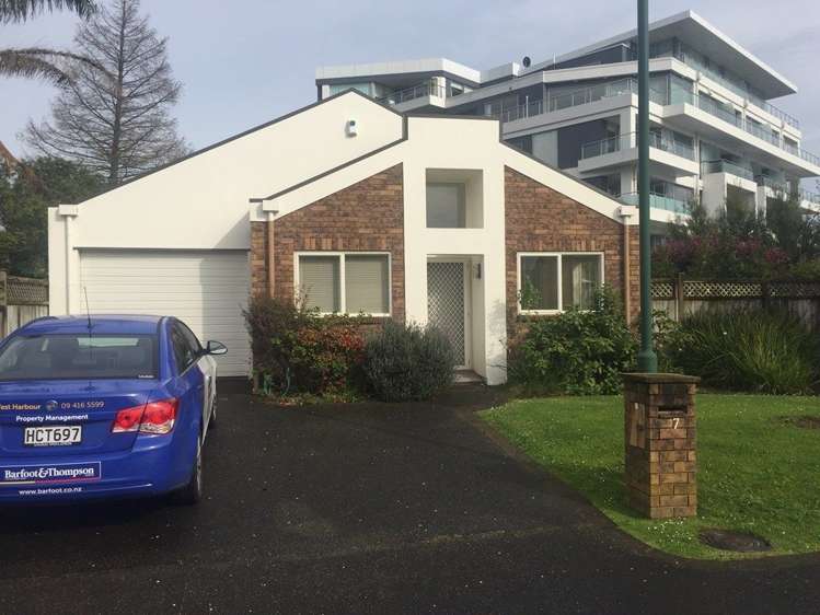 7/16 Vinograd Drive Te Atatu Peninsula_9
