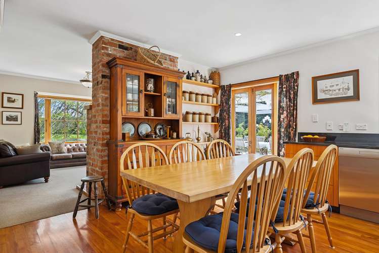12 Davis Road Cust_12