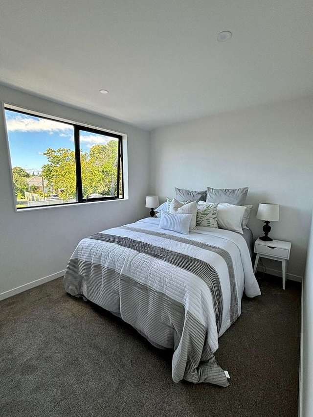 5/60 Yeovil Road Te Atatu Peninsula_4