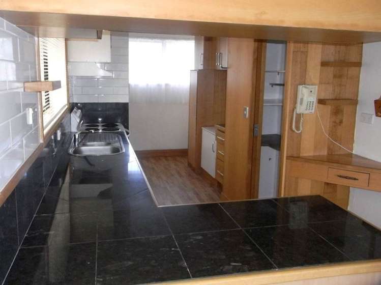 6 Windermere Crescent Blockhouse Bay_3