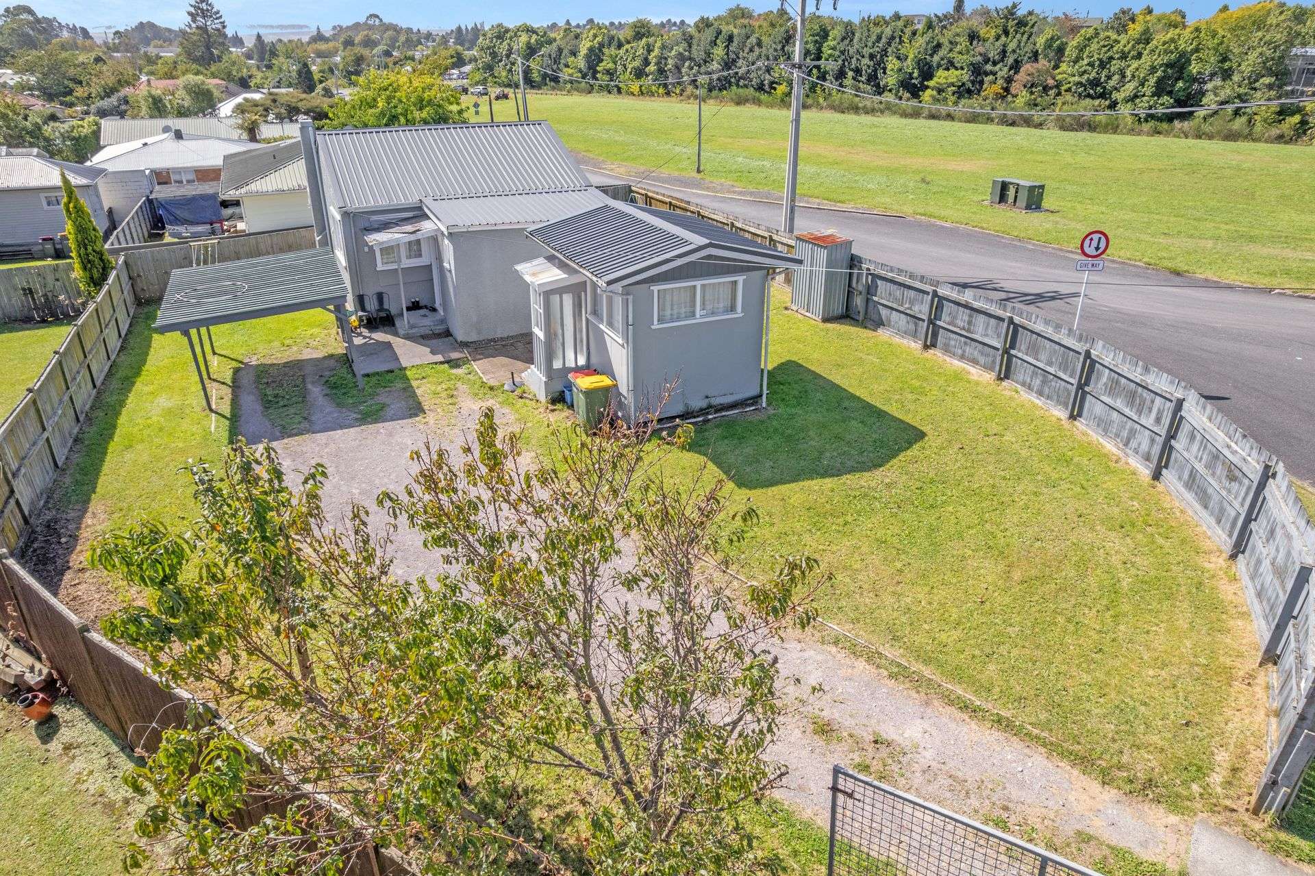 18b Salisbury Road Fairy Springs_0