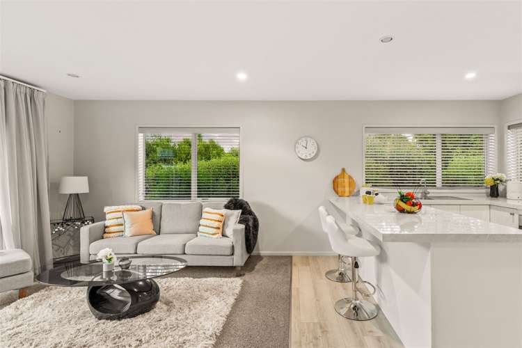 60 Muriwai Road Waimauku_17