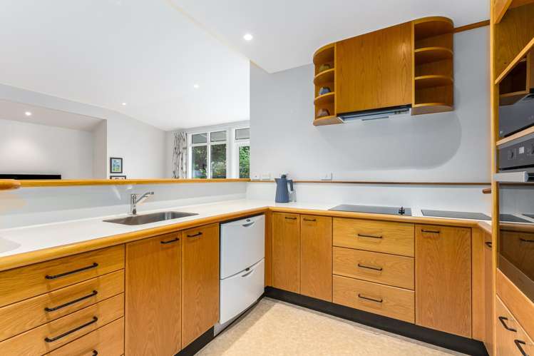 5 Christina Grove Normandale_11