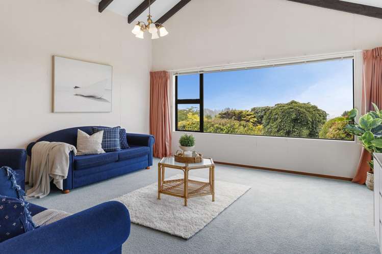 9 Bracken Row Rangatira Park_11