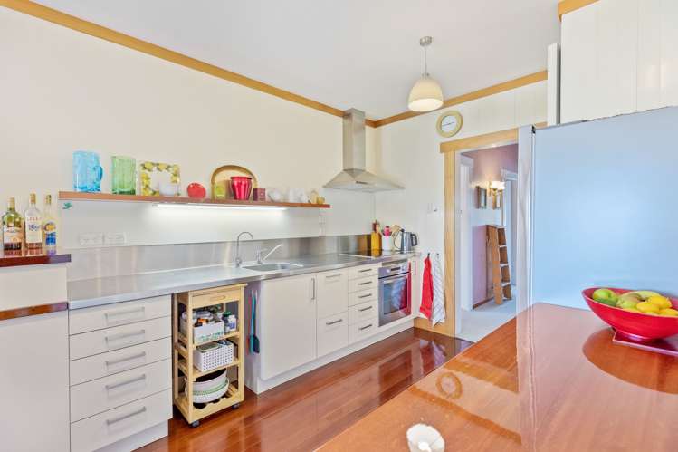 17 Harbutt Avenue Mount Albert_12