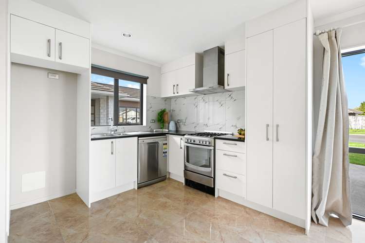 2 Capricorn Place Rototuna North_18