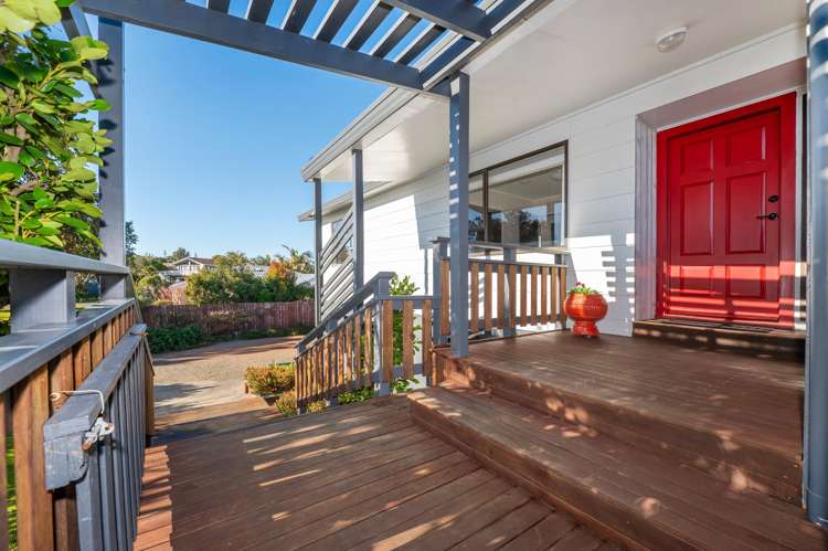 6 The Glebe Coastlands_26