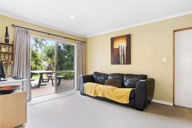 33 Bahamas Key Papamoa_15