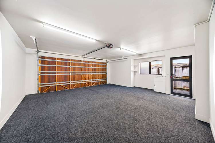11 Piriti Drive Te Atatu Peninsula_23