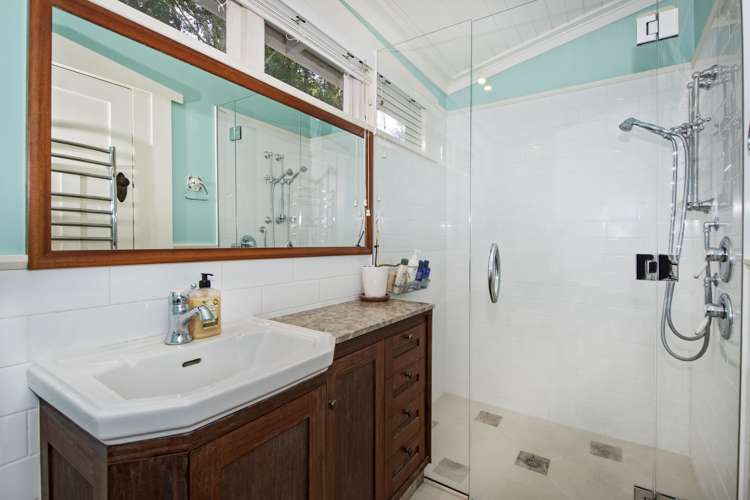 43 Riverside Drive Riverside_9