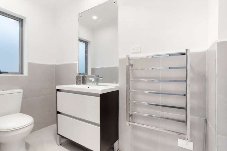 11 Frank Newton Road Swanson_10