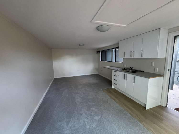 35 Waimea Road Nelson_17