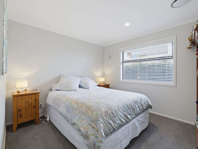 48 Alpers Ridge Leamington_18