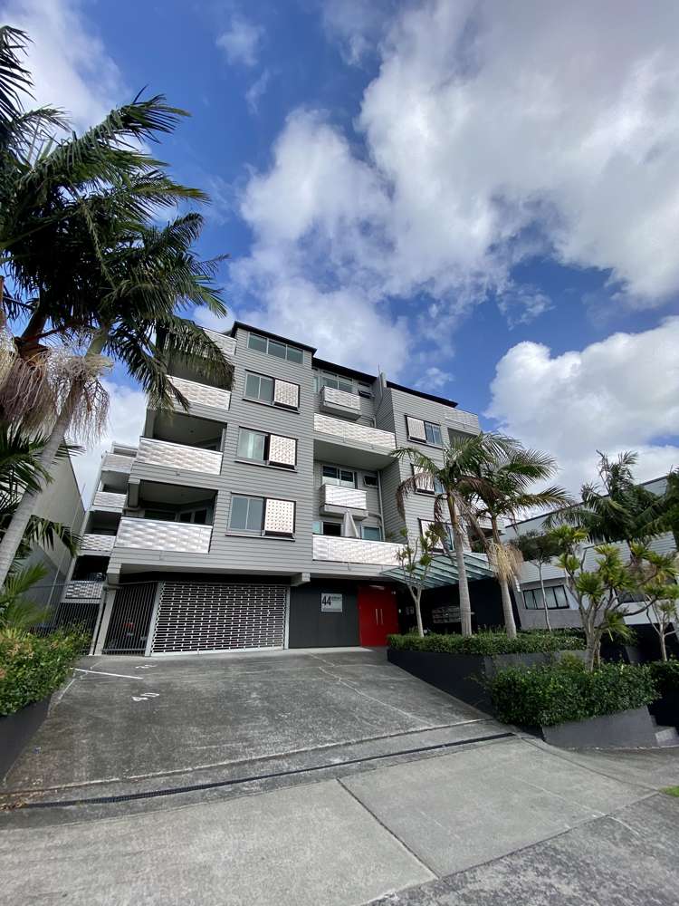 1C/44 Aitken Terrace Kingsland_0