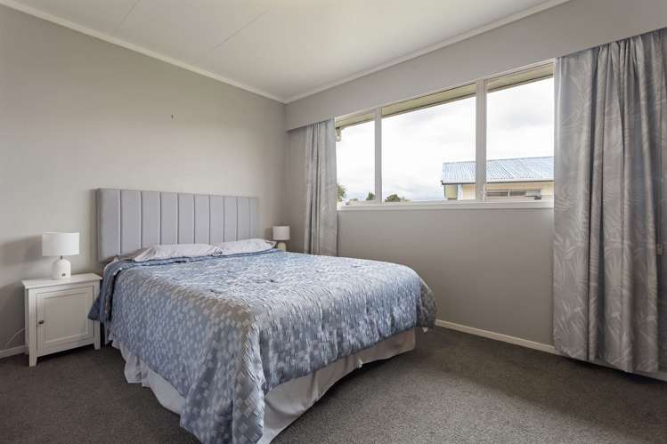 16 Fiona Place Dinsdale_6