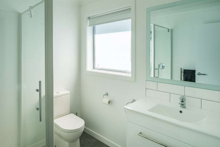 14 Canary Way Whitby_6