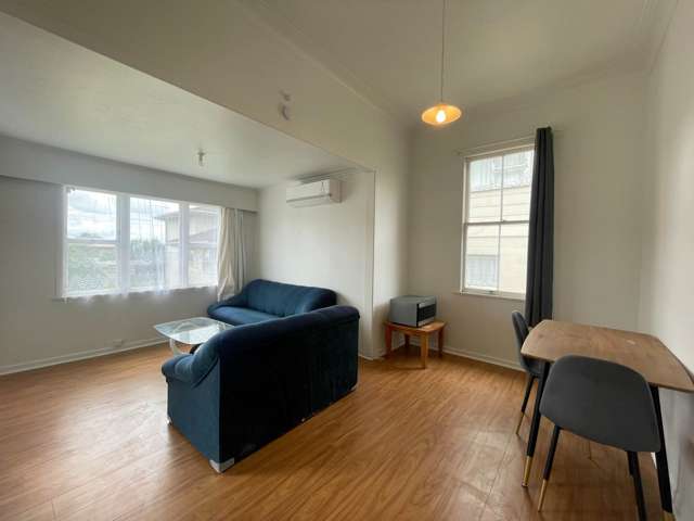 2/1125 New North Road Mt Albert_2