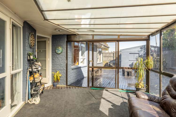 50 Rowan Avenue Aranui_12