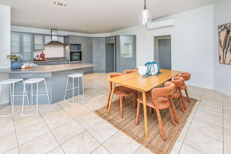 31 Norfolk Drive Otamatea_13