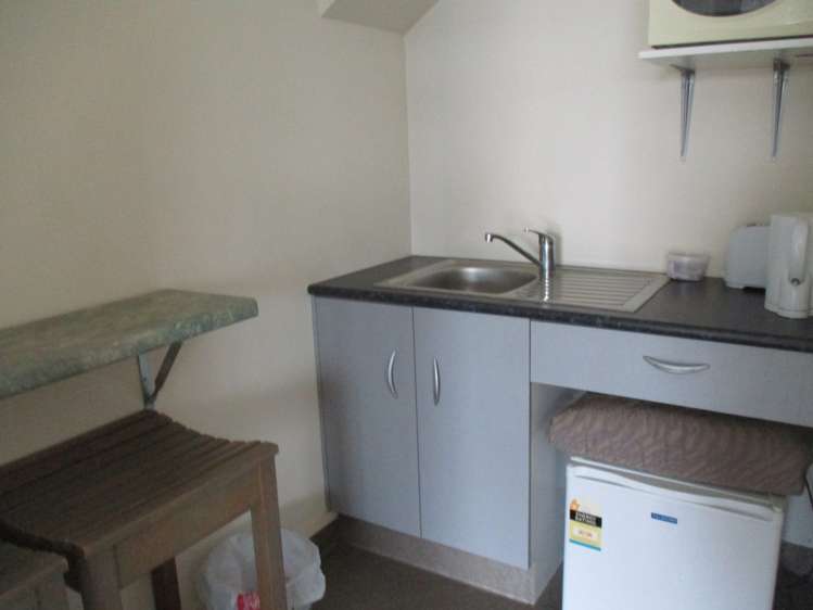 9 Waikawa Road Owaka_9