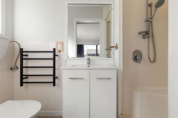 5 Egmont Street Chartwell_13