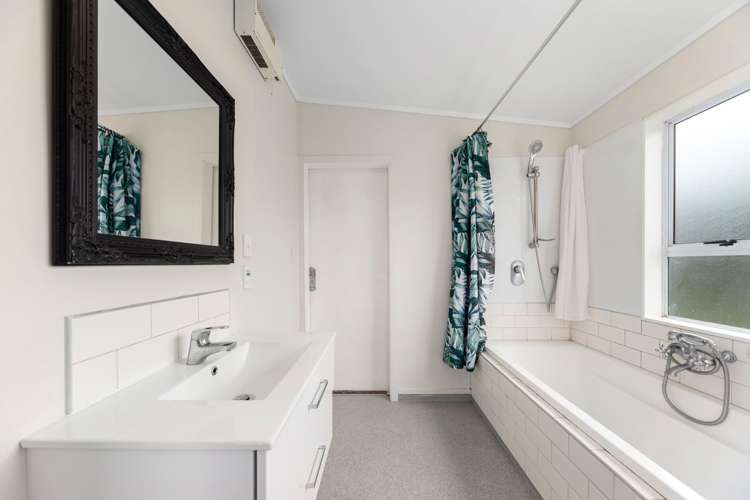 8 Arthur Crescent Hilltop_12