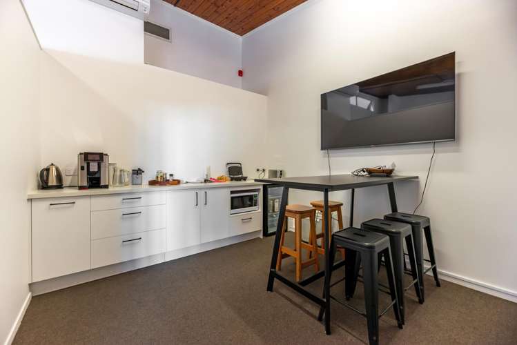 70 Maunganui Road Mt Maunganui_14